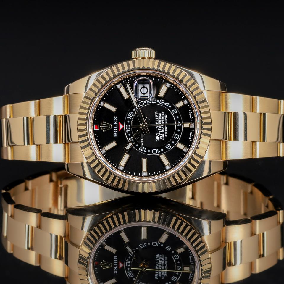 Jubilee Gold Dweller 42mm Mens Watch